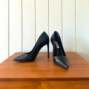 VALA Steve Madden Croc Pumps Black Size 6 M